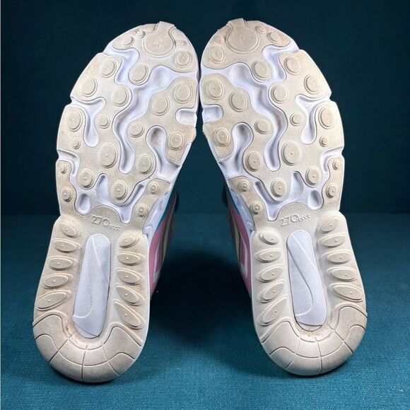 Size 7.5 - Women’s Nike Air Max React 270 multicolor shoes - Picture 8 of 9